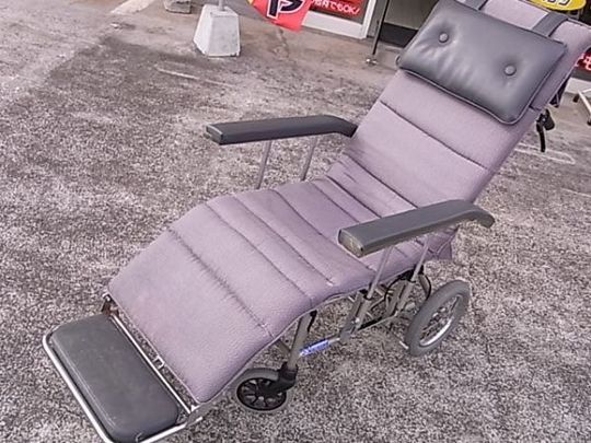 車両設備機材のご案内 - 大阪市・大阪府で介護タクシー・福祉タクシー 